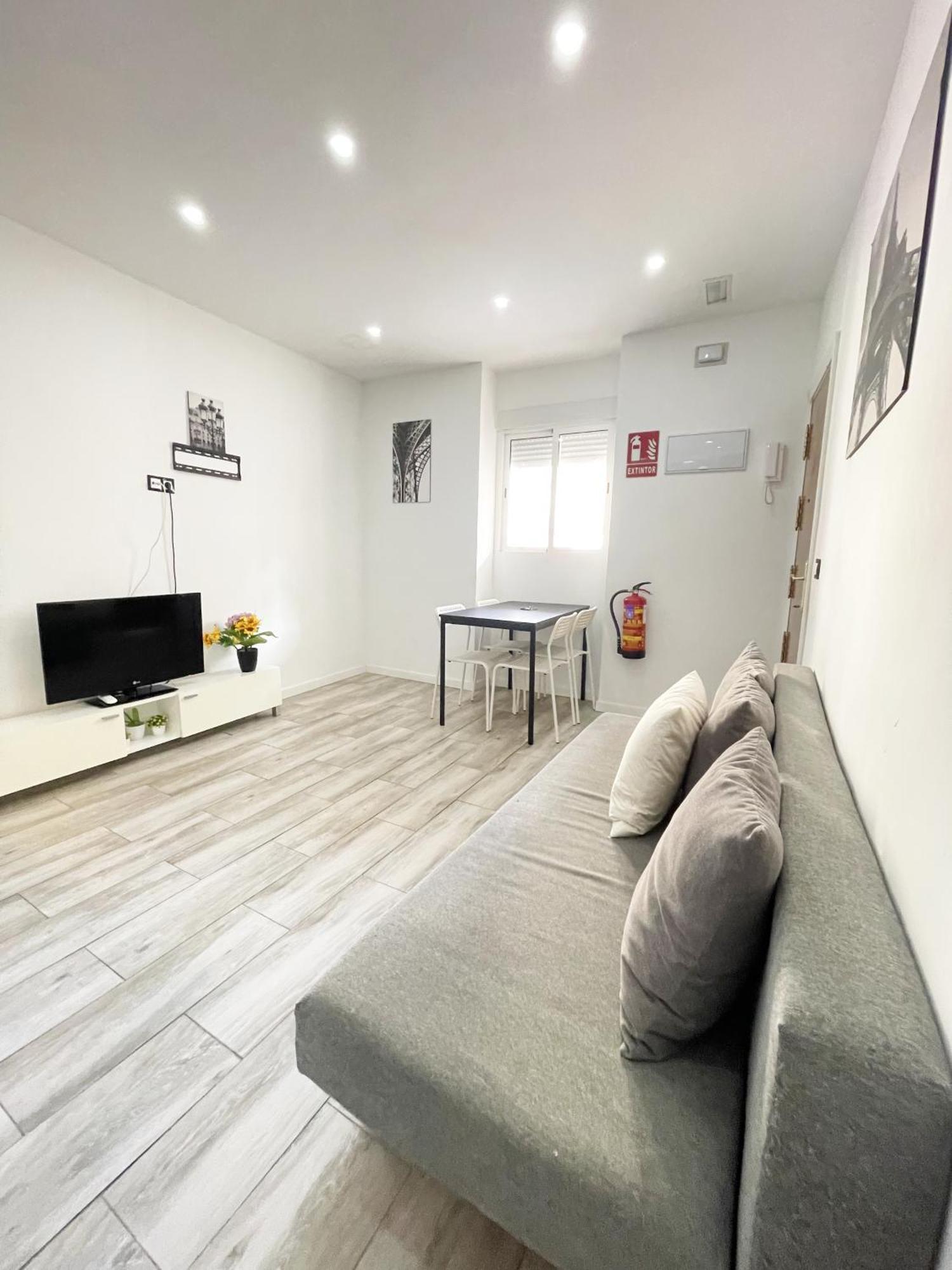 Relax Apartaments 1Min Metro Madrid Esterno foto
